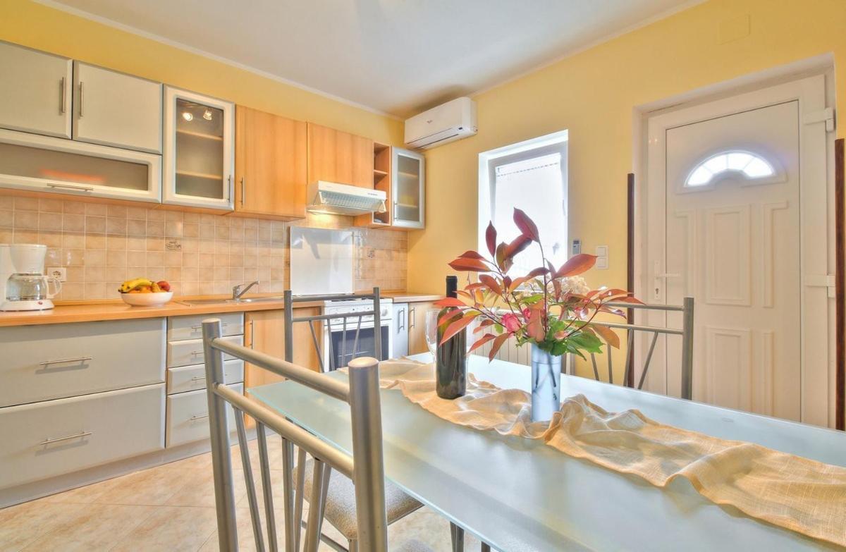 Lorena Apartments Umag Eksteriør bilde