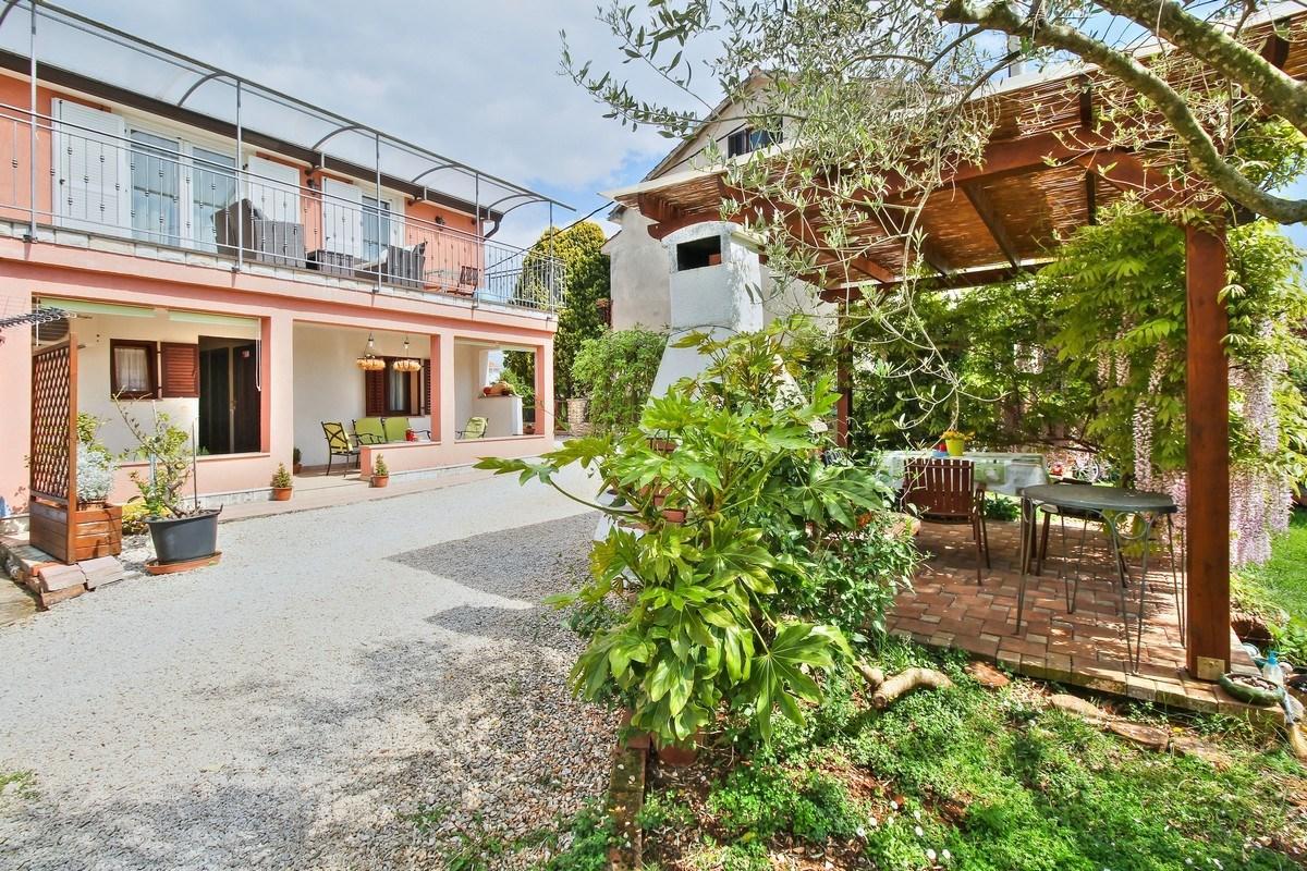 Lorena Apartments Umag Eksteriør bilde