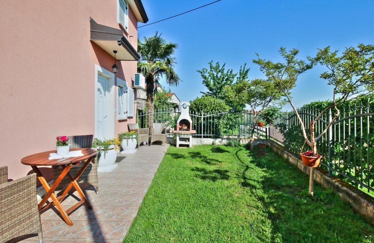 Lorena Apartments Umag Eksteriør bilde